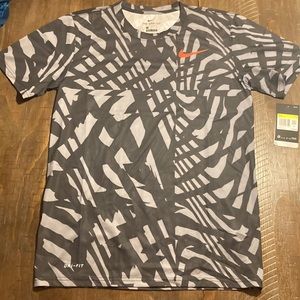 Men’s Nike Tee shirt